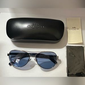 COACH PILOT SUN GLASSES